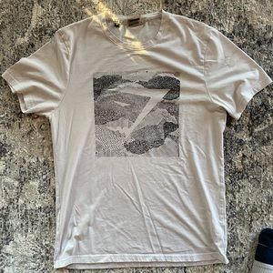 gym-shark graphic tee - size M